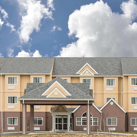 Microtel Inn & Suites By Wyndham Beaver Falls Екстериор снимка