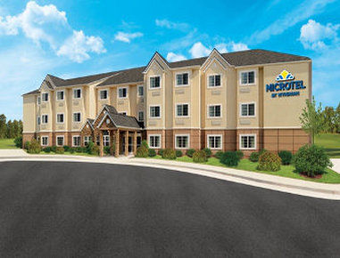 Microtel Inn & Suites By Wyndham Beaver Falls Екстериор снимка